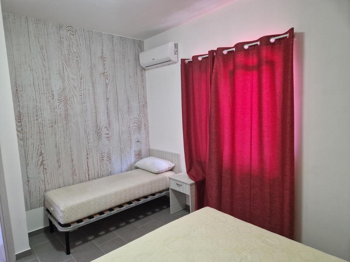 דירות Santa Caterina Dello Ionio Marina Nina'S House 2 A 300 Metri Dal Mare מראה חיצוני תמונה