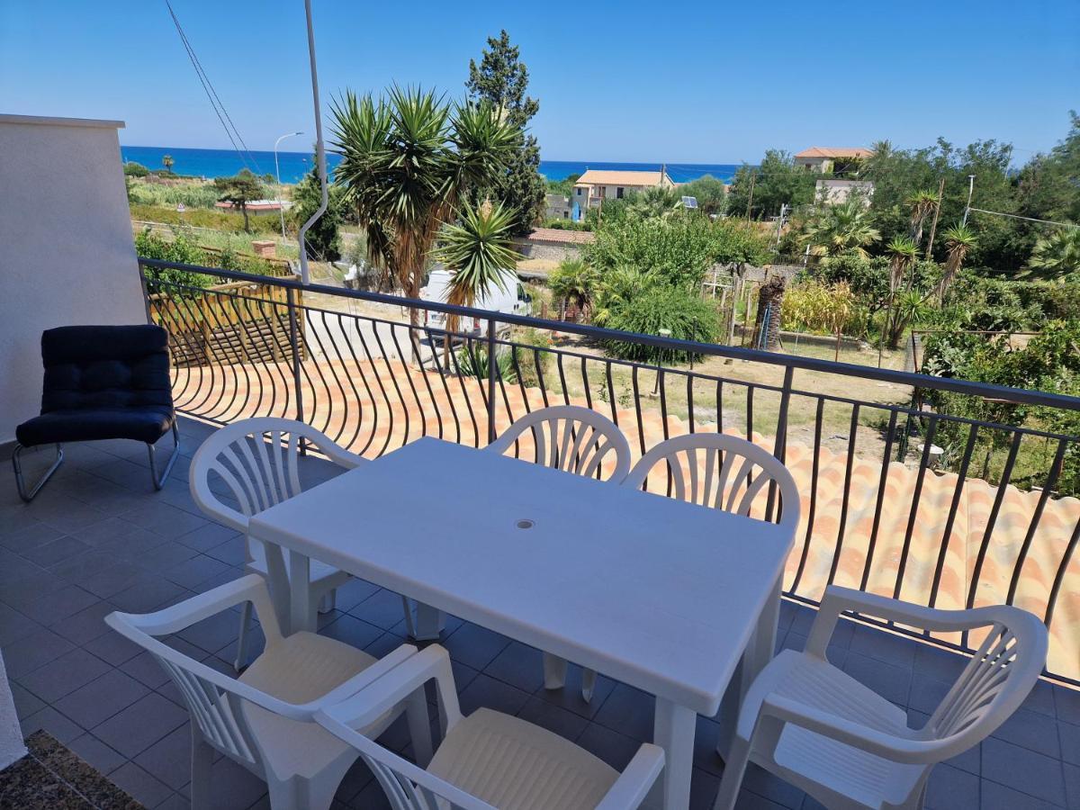 דירות Santa Caterina Dello Ionio Marina Nina'S House 2 A 300 Metri Dal Mare מראה חיצוני תמונה